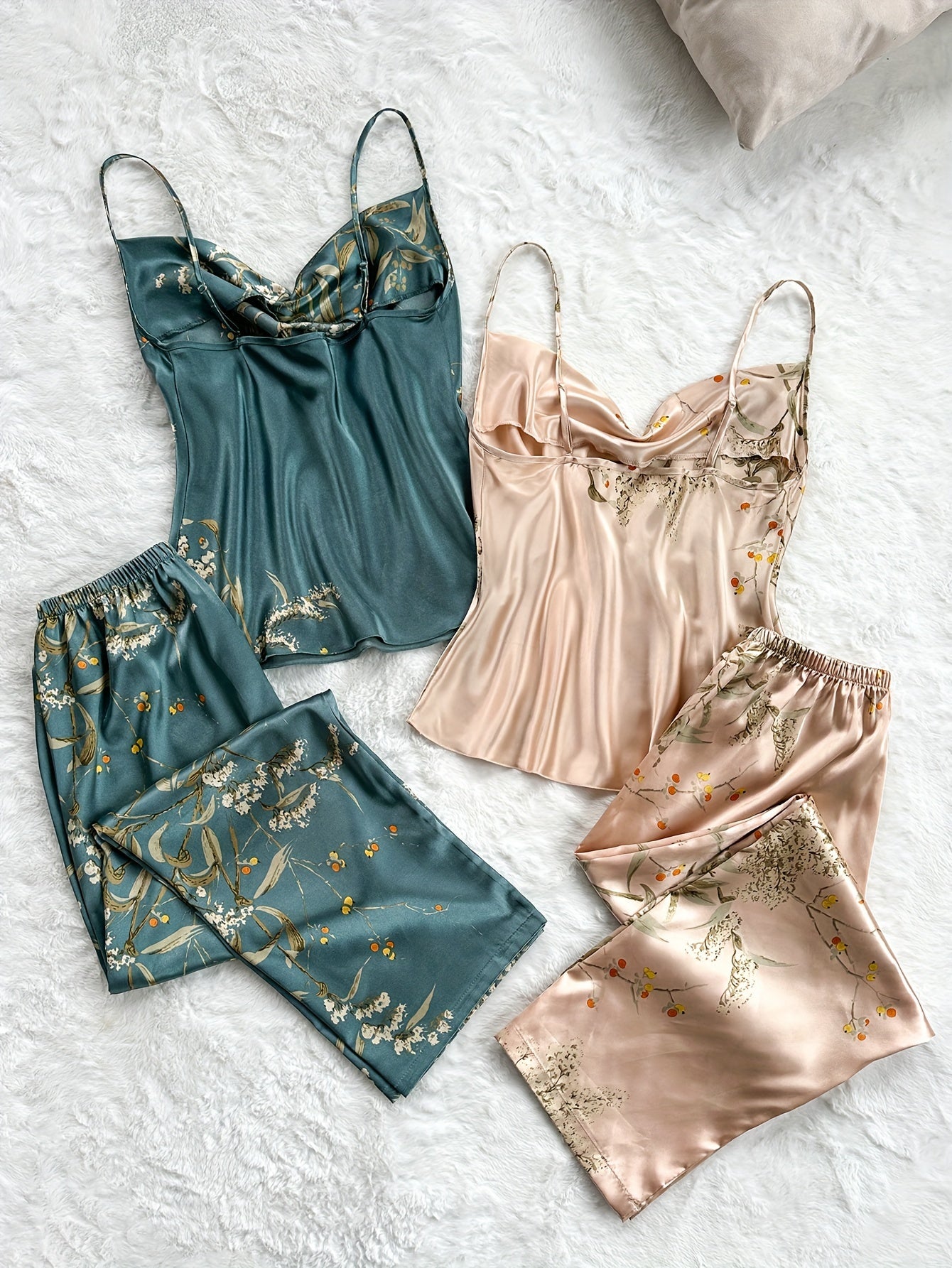 Lotte - Elegante Satijnen Pyjamaset